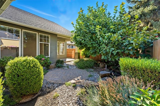 702 SE Creekside Drive, College Place, WA 99324