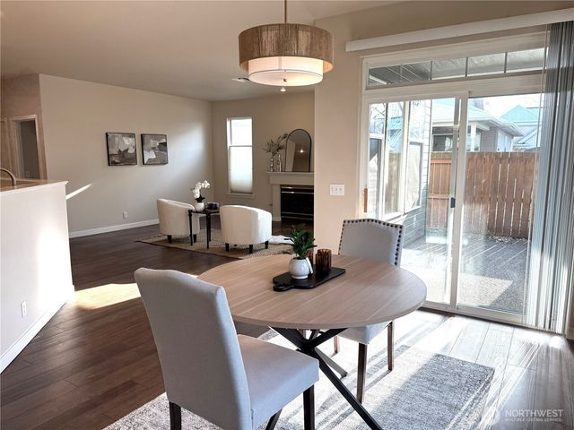 702 SE Creekside Drive, College Place, WA 99324