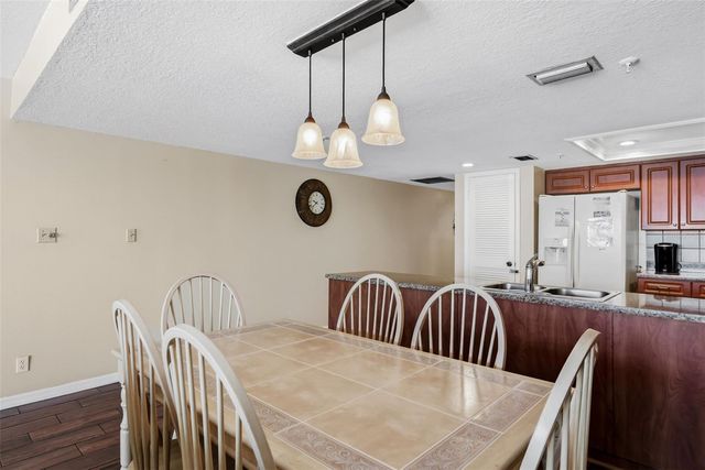 17200 GULF BOULEVARD 202, North Redington Beach, FL 33708