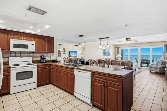 17200 GULF BOULEVARD 202, North Redington Beach, FL 33708