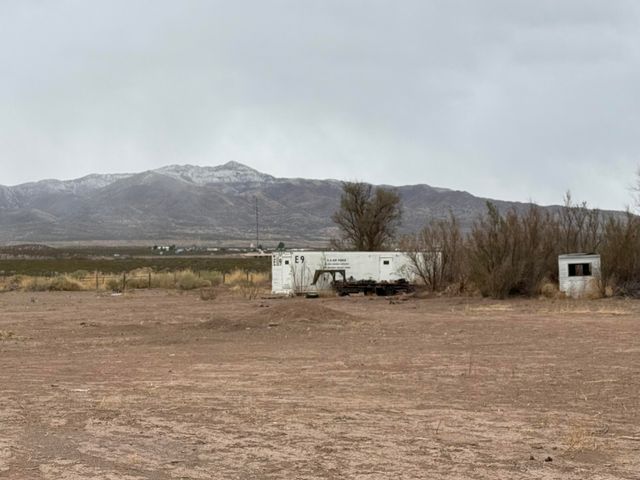 26 Bethel Road, Lemitar, NM 87823