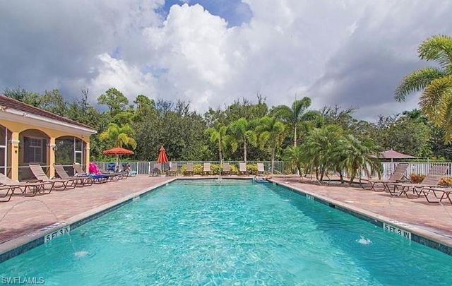 4430 Botanical Place CIR 303, Naples, FL 34112