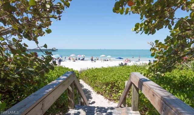 4430 Botanical Place CIR 303, Naples, FL 34112