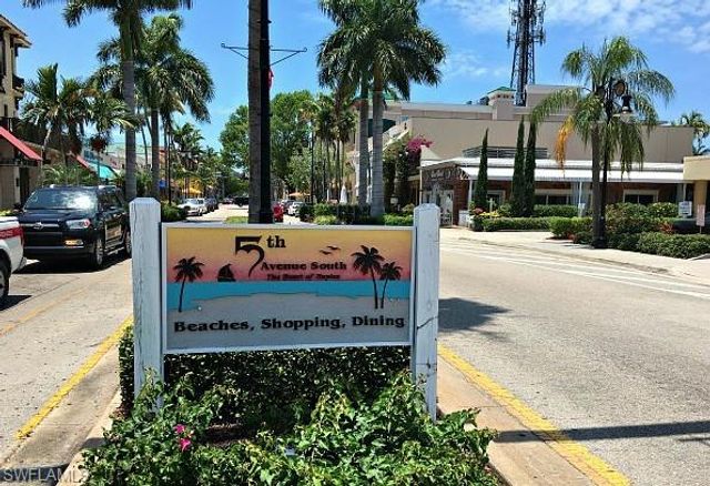 4430 Botanical Place CIR 303, Naples, FL 34112
