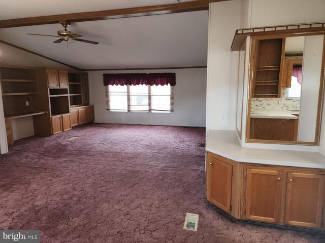 62 ELMWOOD DR, Smyrna, DE 19977