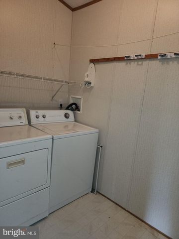 62 ELMWOOD DR, Smyrna, DE 19977