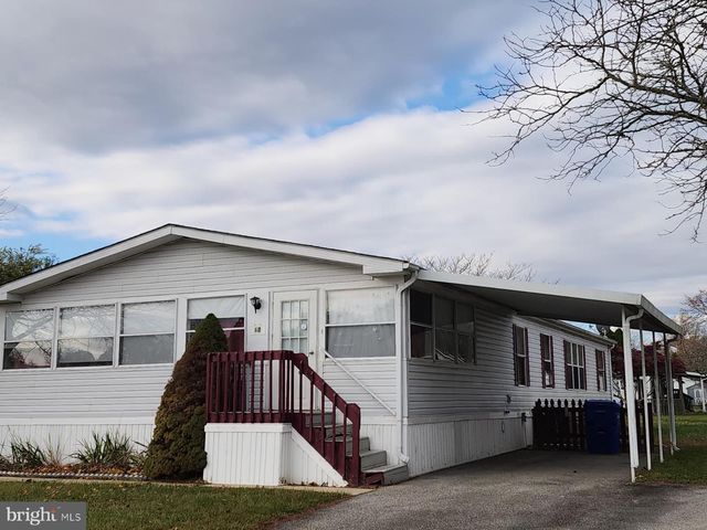 62 ELMWOOD DR, Smyrna, DE 19977