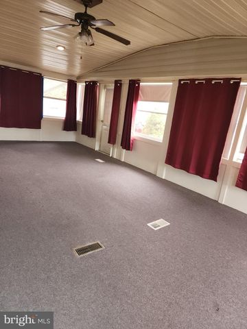 62 ELMWOOD DR, Smyrna, DE 19977