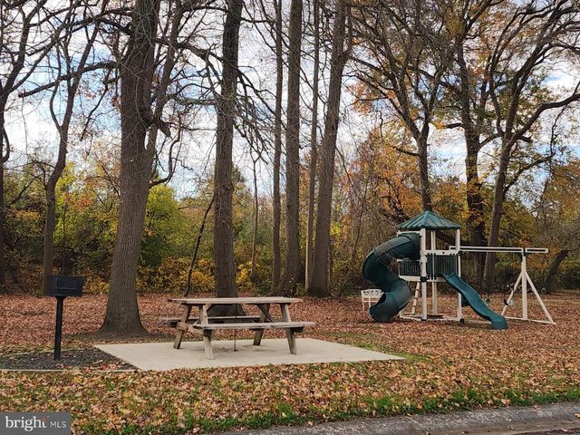 62 ELMWOOD DR, Smyrna, DE 19977