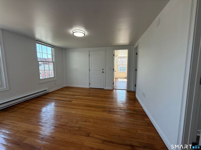 9 Brewer Street 3, New London, CT 06320