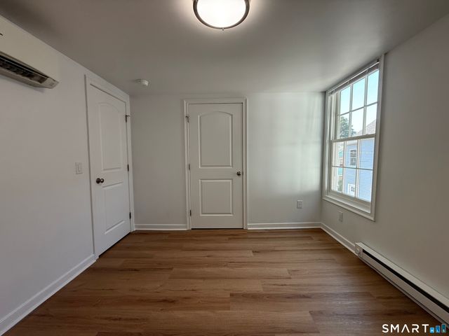 9 Brewer Street 3, New London, CT 06320