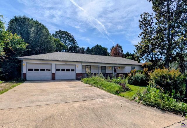 327 Bonnie Drive, Warner Robins, GA 31088