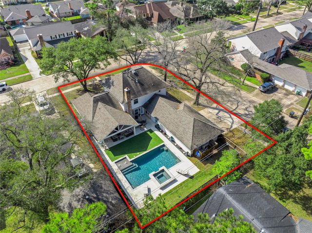 1018 Candlelight Lane, Houston, TX 77018