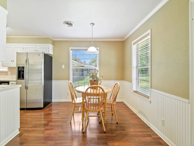2005 Maplewood Drive, Gainesville, TX 76240