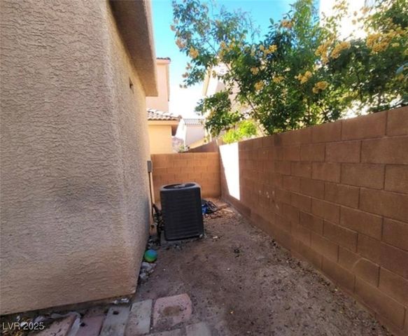 6848 Mesita Avenue, Las Vegas, NV 89122