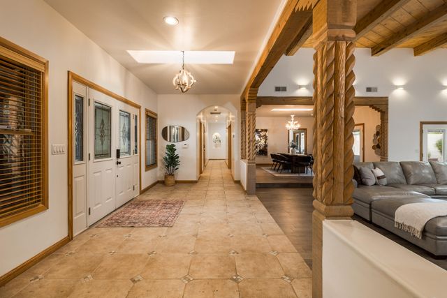 11500 Del Rey Avenue NE, Albuquerque, NM 87122