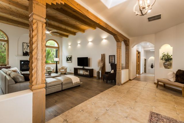 11500 Del Rey Avenue NE, Albuquerque, NM 87122