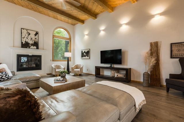 11500 Del Rey Avenue NE, Albuquerque, NM 87122