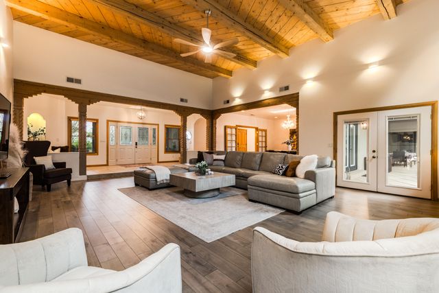 11500 Del Rey Avenue NE, Albuquerque, NM 87122