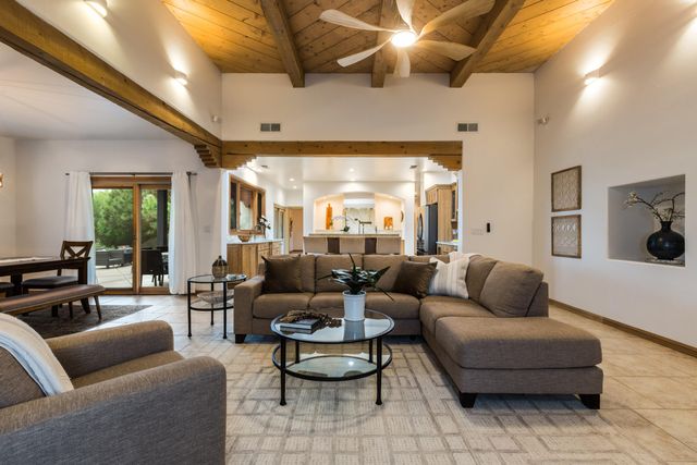 11500 Del Rey Avenue NE, Albuquerque, NM 87122