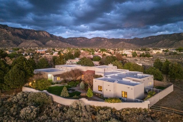 11500 Del Rey Avenue NE, Albuquerque, NM 87122