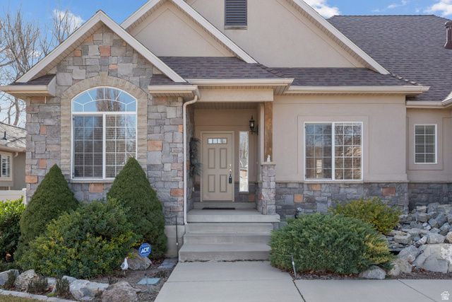 2901 W TABLE ROCK DR, Taylorsville, UT 84129