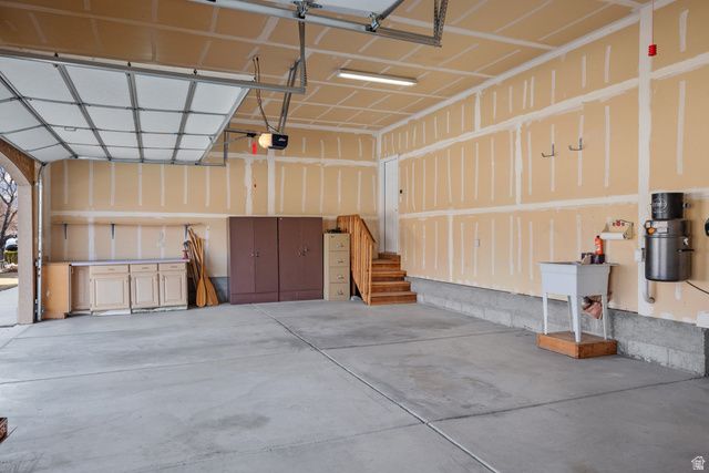 2901 W TABLE ROCK DR, Taylorsville, UT 84129