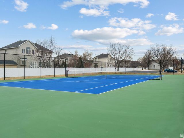 2901 W TABLE ROCK DR, Taylorsville, UT 84129