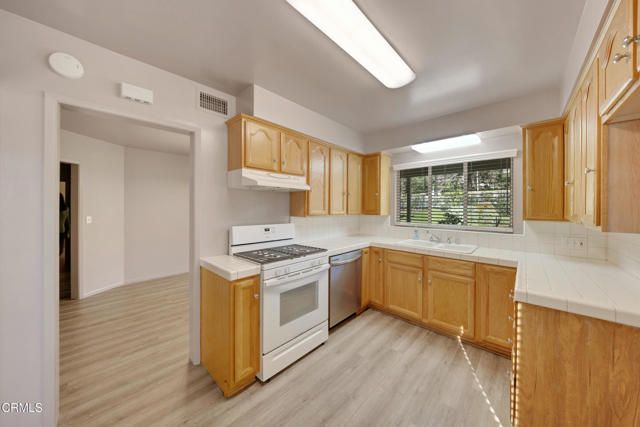 631 Deodara Drive, Altadena, CA 91001