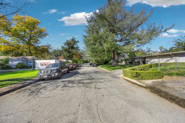 631 Deodara Drive, Altadena, CA 91001