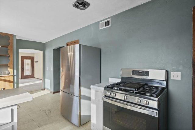 4610 Schofield Street, Monona, WI 53716