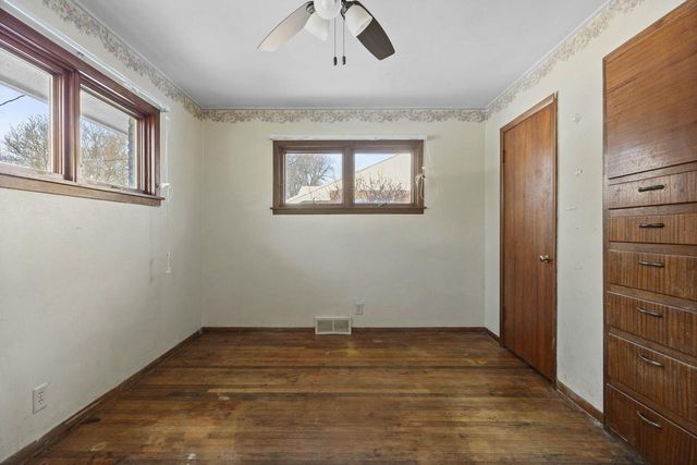 4610 Schofield Street, Monona, WI 53716