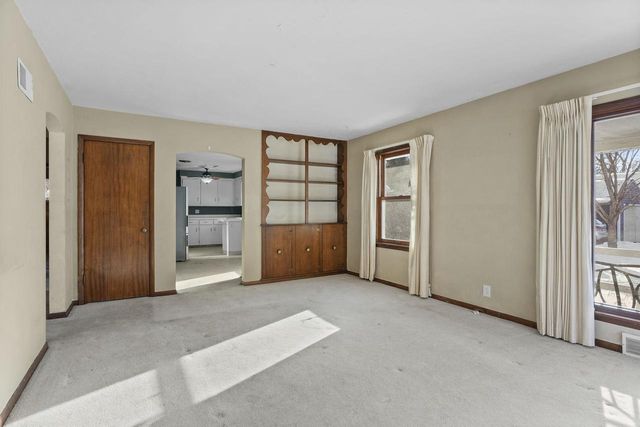 4610 Schofield Street, Monona, WI 53716