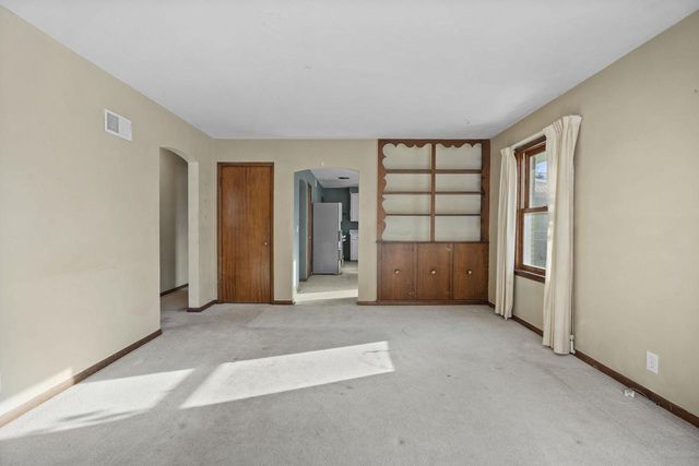 4610 Schofield Street, Monona, WI 53716