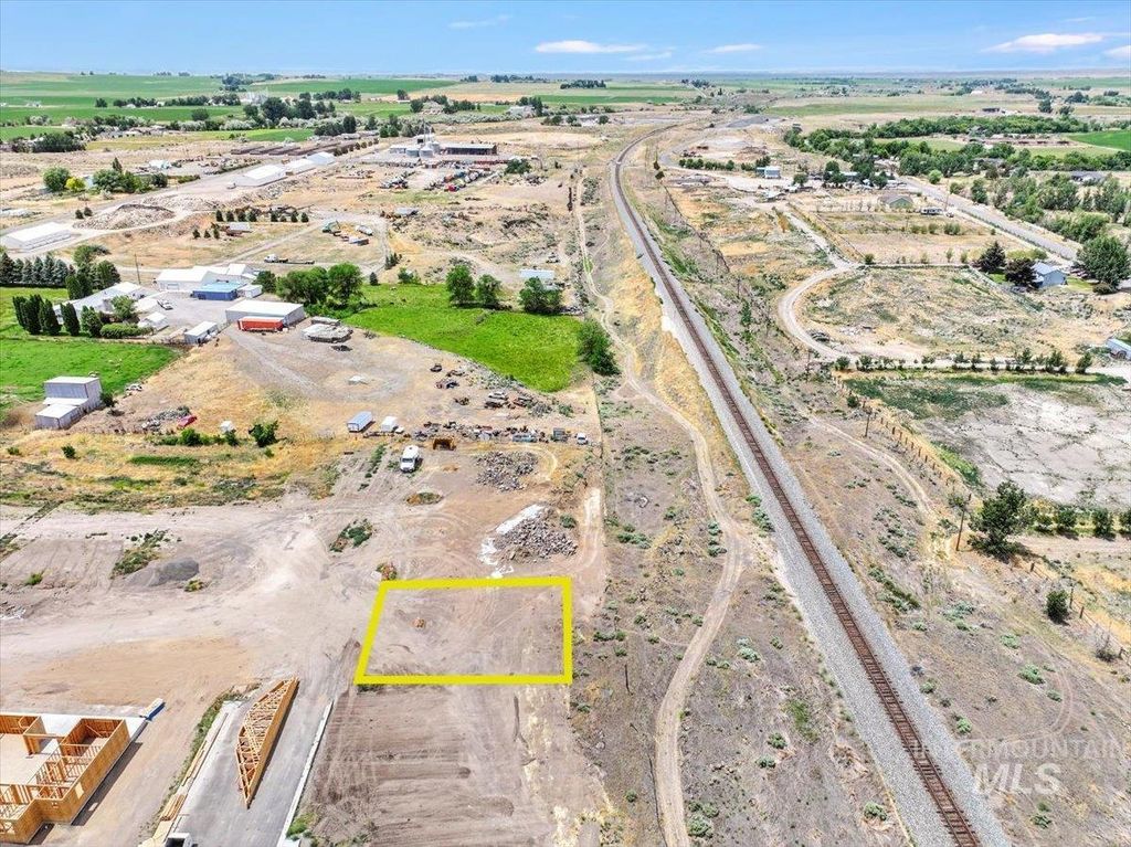 1104 Liberty Street, Gooding, ID 83330 photo 4