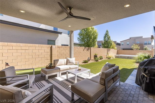 3208 Waterstone Avenue, Henderson, NV 89044