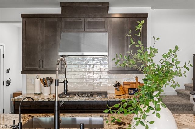 3208 Waterstone Avenue, Henderson, NV 89044