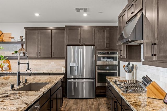 3208 Waterstone Avenue, Henderson, NV 89044