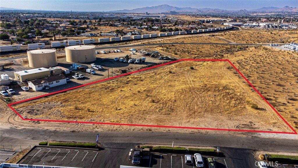Image 9 of property listing at 0 Alder Street, Hesperia, CA 92345