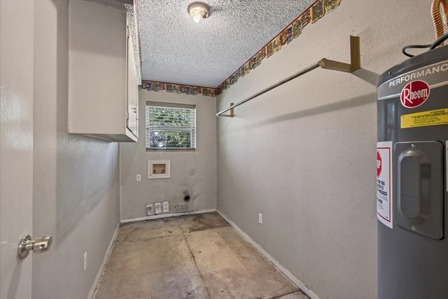 371 Vz County Road 3601, Edgewood, TX 75117