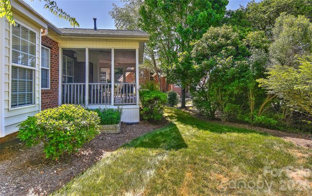 7203 Rea Croft Drive, Charlotte, NC 28226