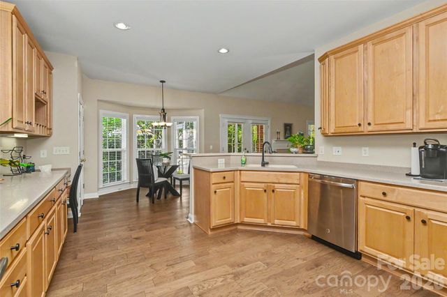 7203 Rea Croft Drive, Charlotte, NC 28226
