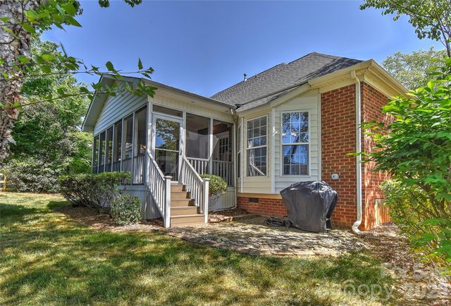 7203 Rea Croft Drive, Charlotte, NC 28226