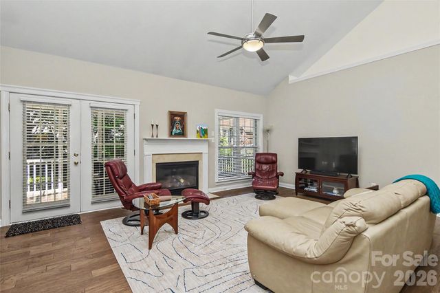 7203 Rea Croft Drive, Charlotte, NC 28226
