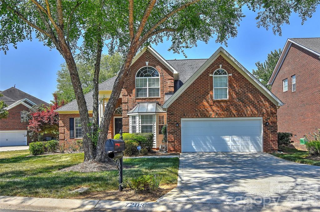 7203 Rea Croft Drive, Charlotte, NC 28226