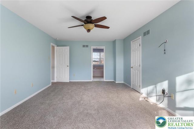 2187 Hannahs Lane, Bethlehem Twp, PA 18020