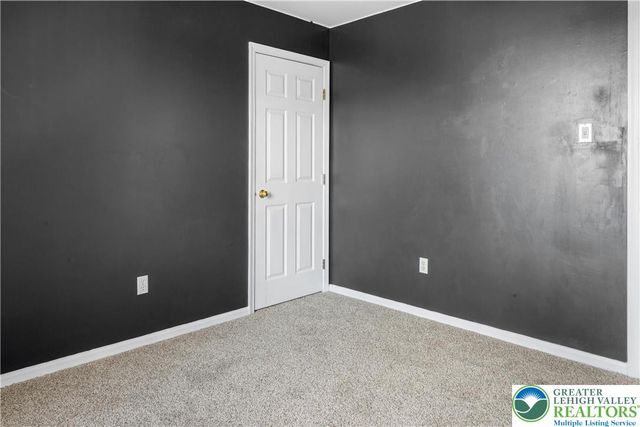 2187 Hannahs Lane, Bethlehem Twp, PA 18020