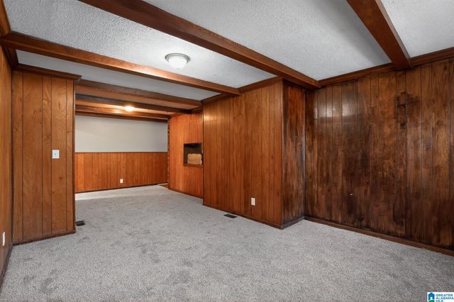 605 LEE ROAD, Birmingham, AL 35215