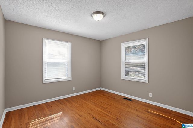 605 LEE ROAD, Birmingham, AL 35215