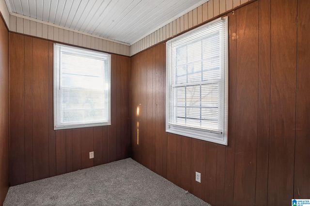 605 LEE ROAD, Birmingham, AL 35215